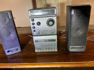 mini chaîne sans lecteur Cd avec lecteur cassettes