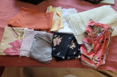 Pour couturière : petit lot de tissus