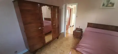 Chambre a coucher avec lit 2 personnes