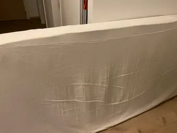 Donne 3 matelas en état acceptable