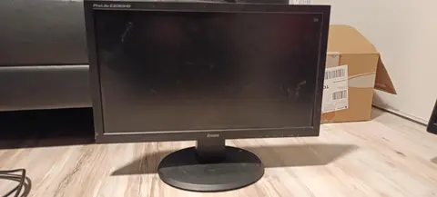 Écran PC 20' VGA DVI