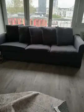 canapé IKEA gris foncé