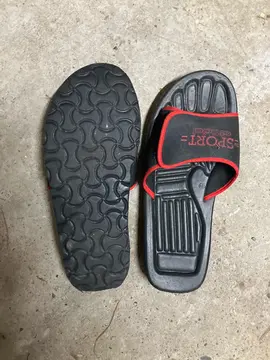 claquettes taille 45