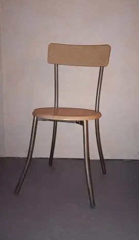 chaise bois et metal