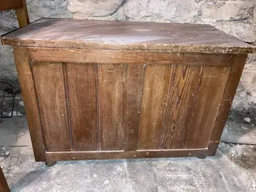 Coffre de rangement en bois