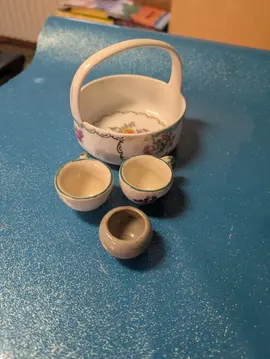 Miniatures en céramique