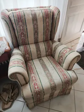 donne 1 canapé plus 2 fauteuils