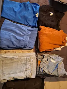 lot vetements taille S et petit M