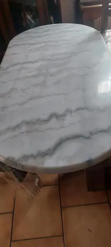 dessus de table oval en marbre