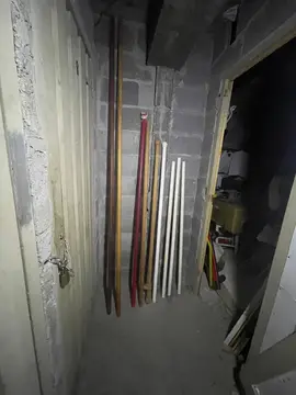 tringles à rideaux bois, 2 de 2,5m,2 de 1,8, 2 de 1,60.3 de 1,40