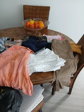 un sac vetements femme 42 44