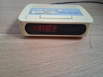 Radio réveil (SONY)
