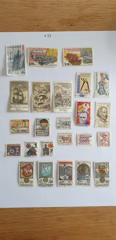 Lot A73 timbres Tchécoslovaquie