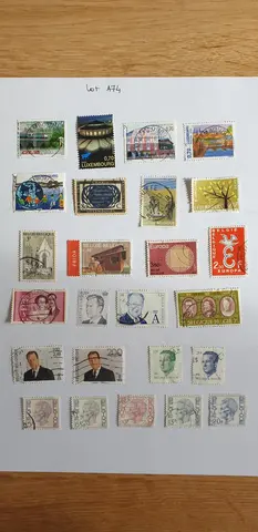 Lot A74 timbres Luxembourg et Belgique
