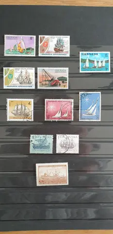 Lot A77 timbres monde thème bateaux