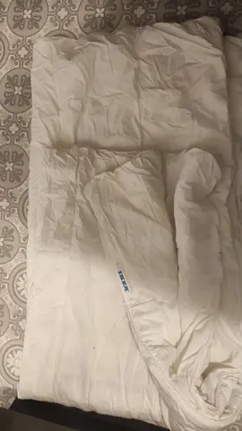 couettes lit une place