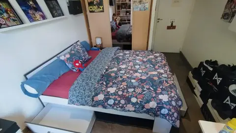 Lit 140 avec tiroirs intégrés + matelas