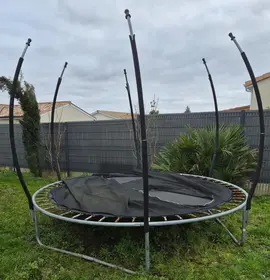 Trampoline