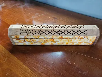 porte encens en bois