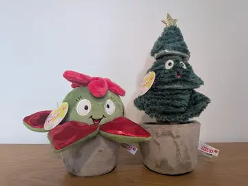 Lot 2 peluches neuves avec eriquette