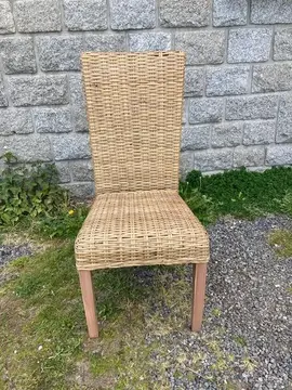 Chaises en rotin KUBU