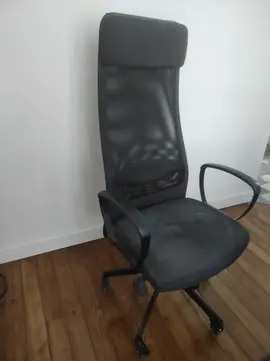 Chaise de bureau état moyen