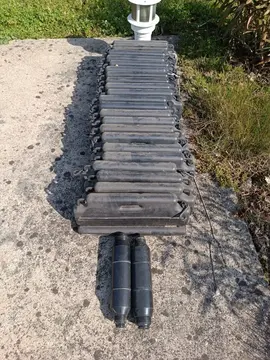 Flotteurs pour piscine 10x5 + bouchons de skimmers.