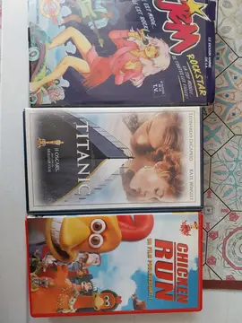 3 anciennes cassettes VHS