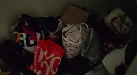 Lot de vêtements variés au choix