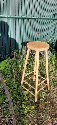 Tabouret haut pin