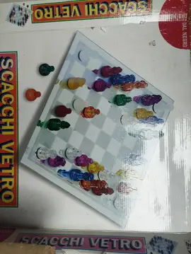 Table d'échec en verre