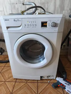 machine à laver pas toute jeune et un peu capricieuse