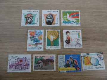 Timbres VIETNAM LOT 2