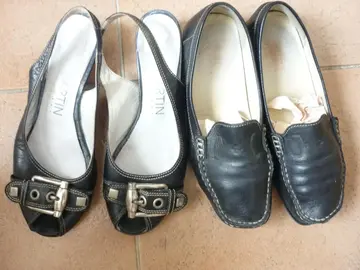 2 paires de chaussures P 38 mocassins GEOX et sandales Arthur Martin