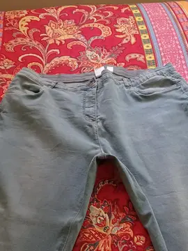 Pantalon femme. Taille 54