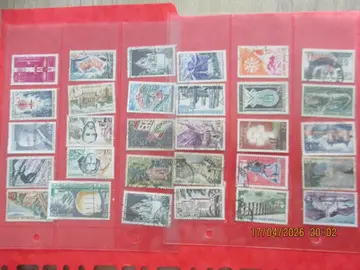 30 timbres oblitérés France - années 60