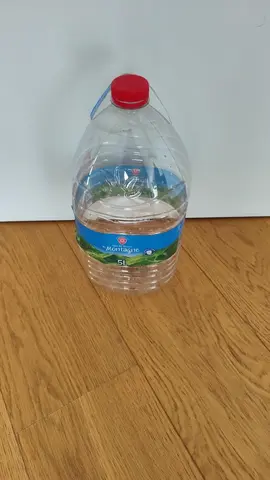 bidons d'eau 5l vides