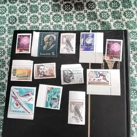 donne timbres collection URSS neuf 1lot part envoie