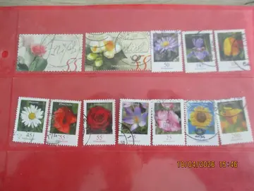 12 timbres oblitérés Allemagne "Fleurs"