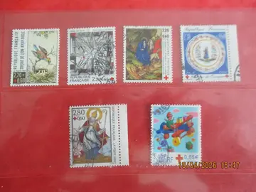 6 timbres oblitérés "Croix-Rouge" France