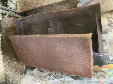 Cuve en métal lourd