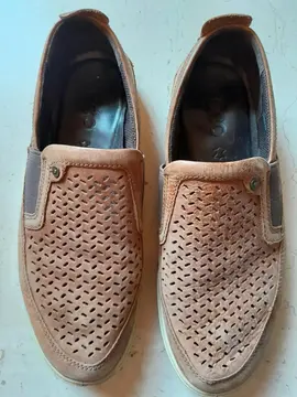 Chaussures pointure 43