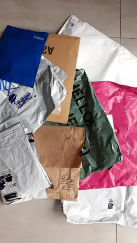 sacs/petits cartons pour envois