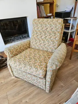Fauteuil très confortable et déhoussable