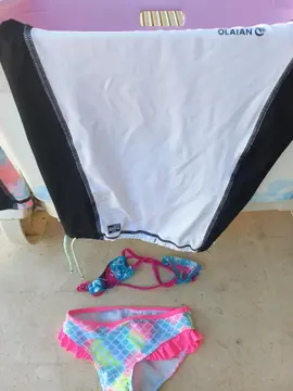 maillot bikini + haut protecteur de soleil enfant