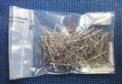 LOT EPINGLES POUR COUTURE