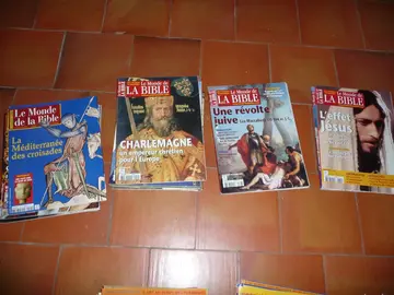 Lot de revues : Le Monde de la Bible