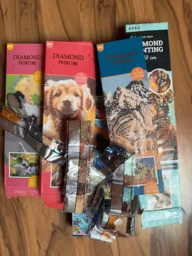 Diamond painting lot