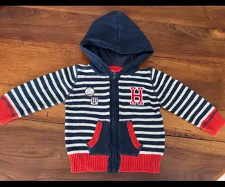 gilet à capuche 18 mois