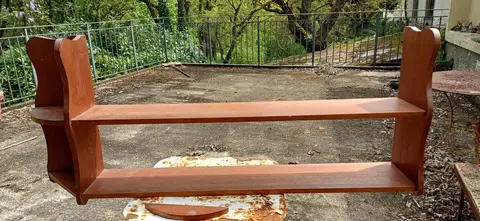 Étagère bois salée à accrocher au mur